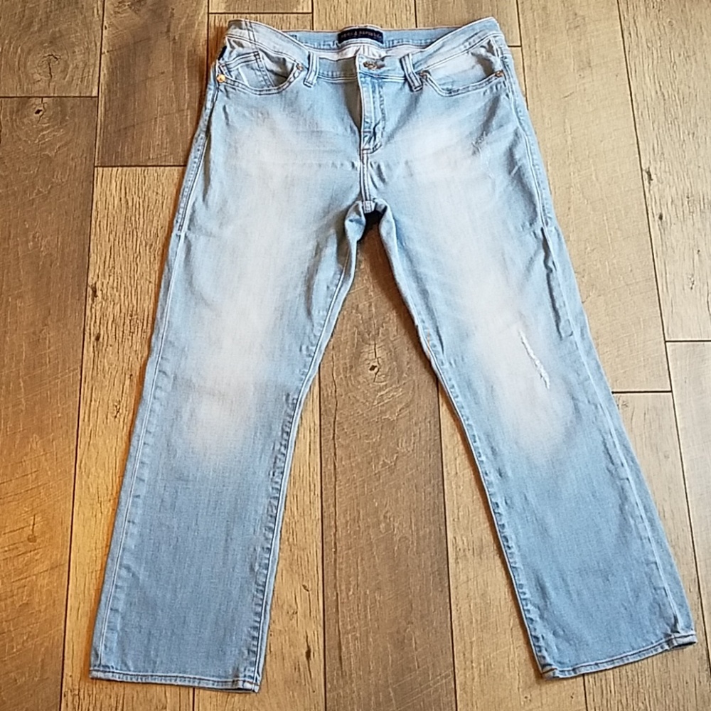 Rock & Republic cropped jeans